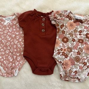 Nicole Miller 0-3m baby girl onesies